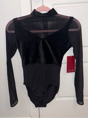 BNWT Mirella Velvet Sweetheart Bodysuit.